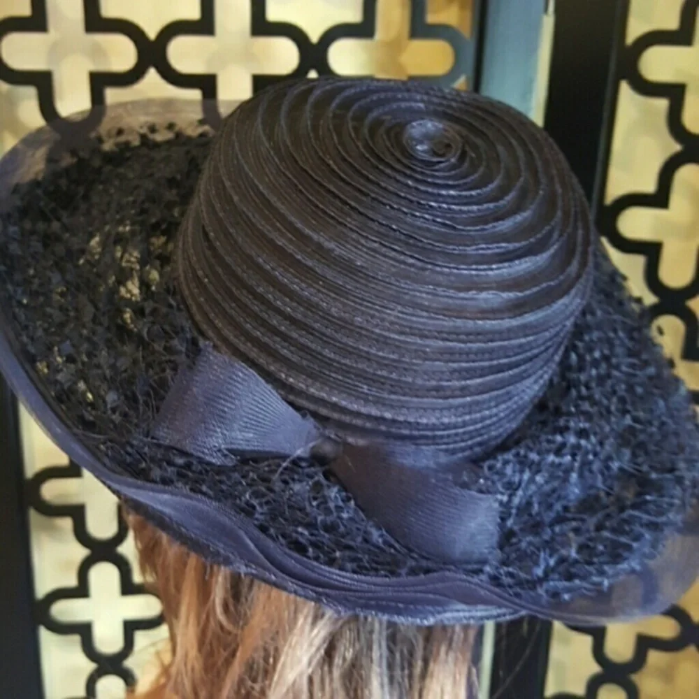 CHRISTIAN DIOR VTG  NAVY DERBY CHURCH TEA HAT‎